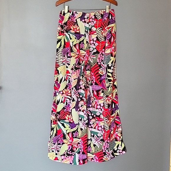 Wide leg trousers Size 8 - Picture 2 of 4